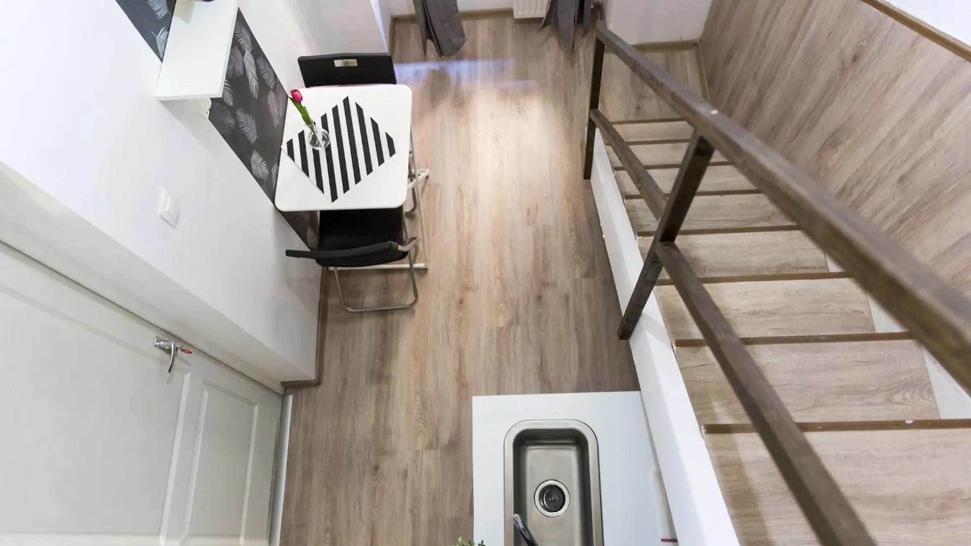 Budapest Central Private Lofts 0*,